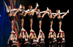 масштабное черлидинг шоу