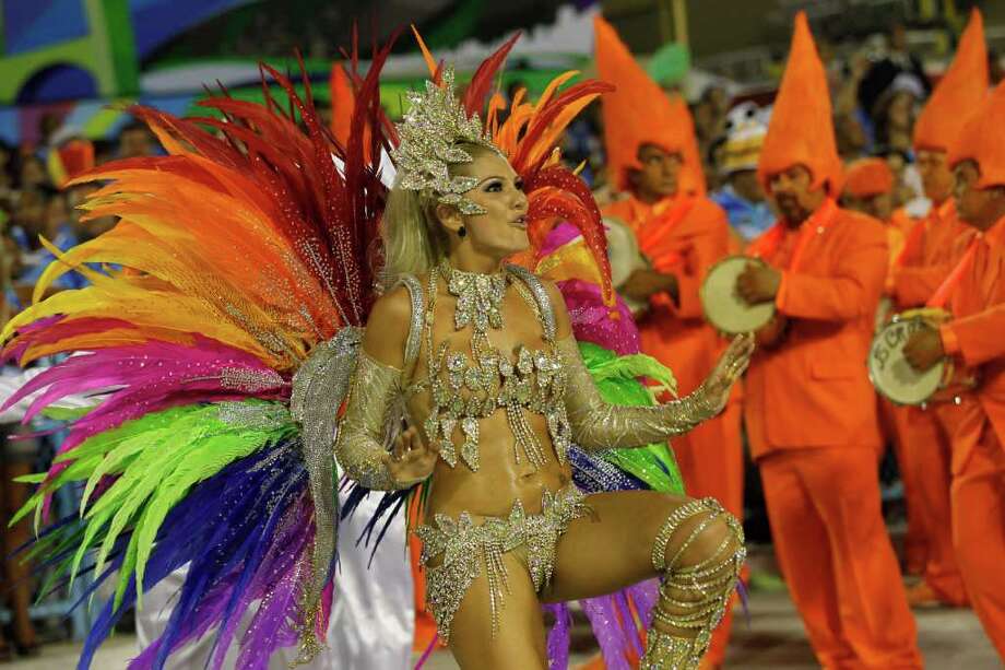 организация корпоратива в стиле бразильского карнавала корпоратива фото 12