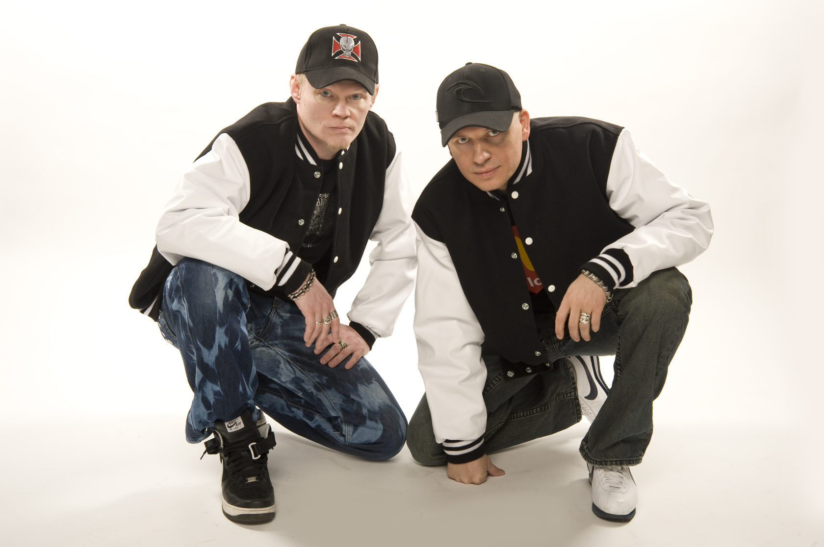 Вечеринка в стиле Мальчишник: музыка, любимые песни, танцы, сценарий вечеринки, игры, тимбилдинги