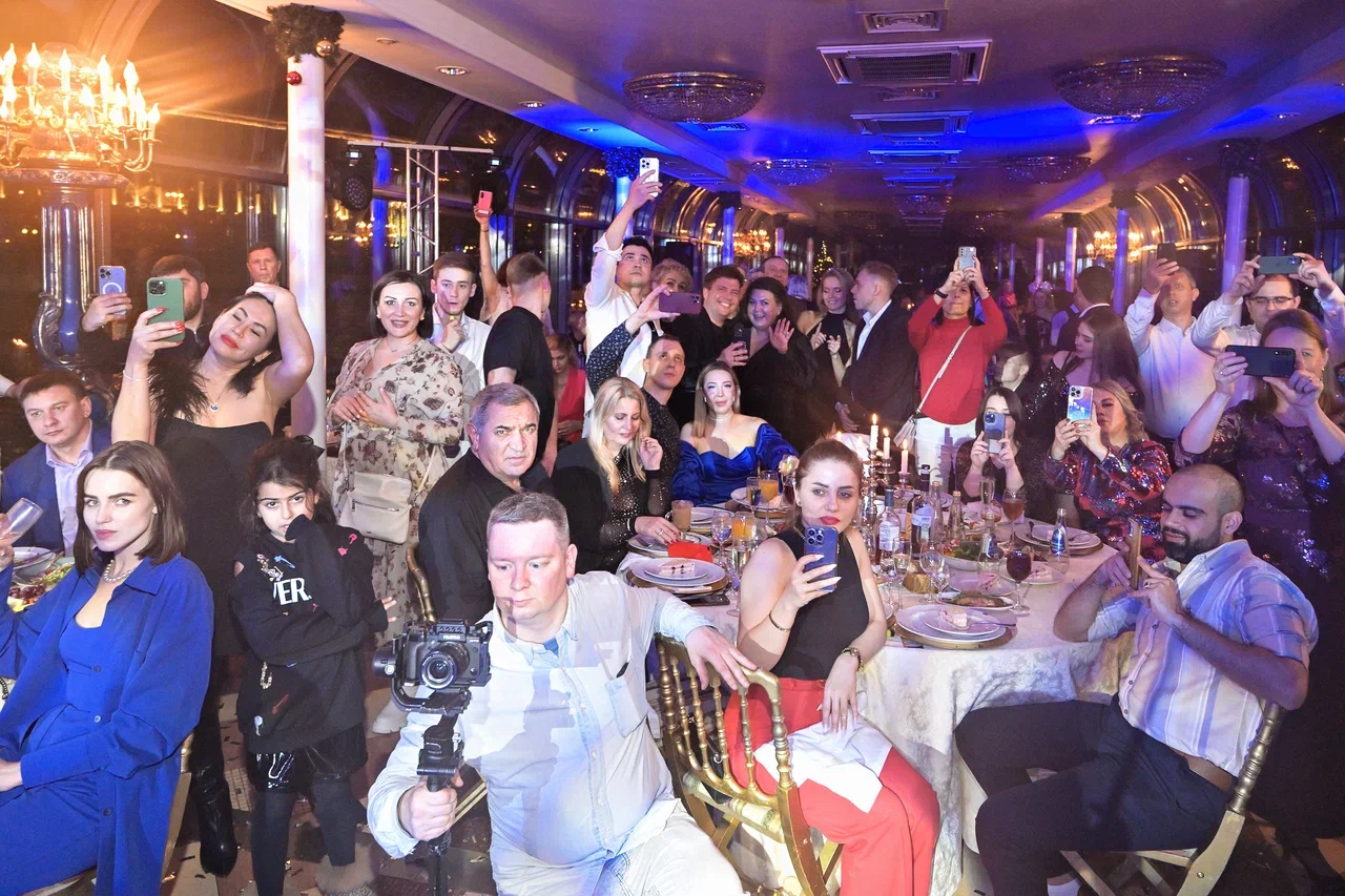 сборный новогодний корпоратив фото 1